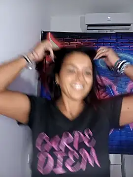 Snapshot of allyson22andy chatting on March 11, 2025, 9:04 pm allyson22andy online show from March 11, 2025, 9:04 pm