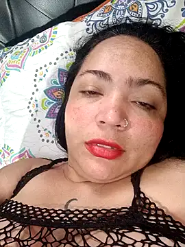 Snapshot of NIKOLE1301 chatting on January 28, 2025, 2:53 pm NIKOLE1301 online show from January 28, 2025, 2:53 pm