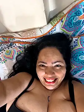 Snapshot of NIKOLE1301 chatting on November 4, 2025, 2:38 pm NIKOLE1301 online show from November 4, 2025, 2:38 pm