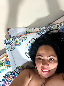 Snapshot of NIKOLE1301 chatting on November 21, 2025, 2:10 am NIKOLE1301 online show from November 21, 2025, 2:10 am