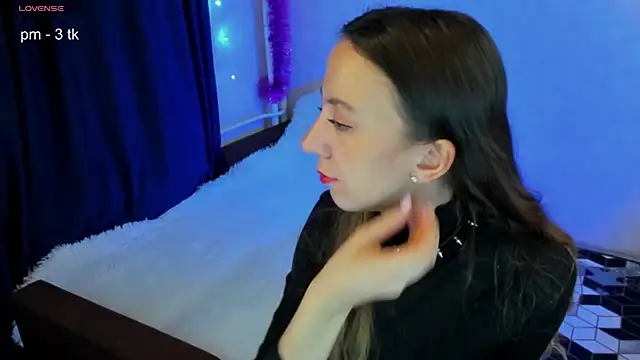 CurlySteph online show from January 11, 2025, 6:23 pm