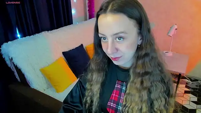 CurlySteph online show from March 14, 2025, 3:03 pm