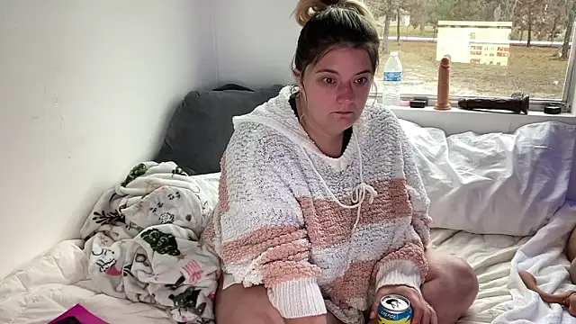 Snapshot of magicsparkles chatting on December 18, 2024, 2:17 pm magicsparkles online show from December 18, 2024, 2:17 pm