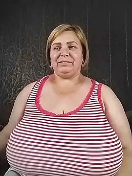 Snapshot of EvaCristal chatting on June 30, 2026, 11:55 am EvaCristal online show from June 30, 2026, 11:55 am