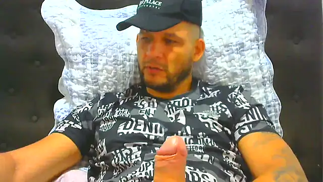 altenori112 online show from July 18, 2026, 1:21 am