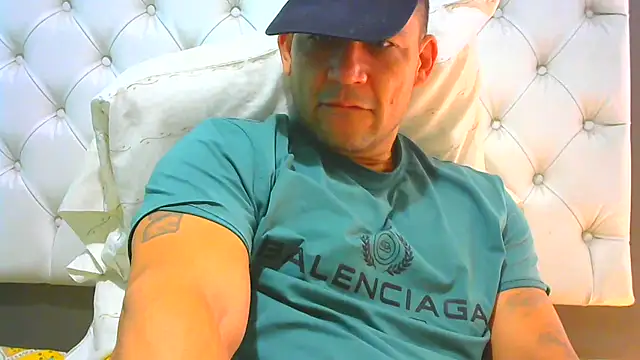 altenori112 online show from July 26, 2026, 12:23 pm