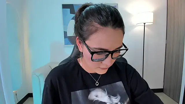 Snapshot of SaraParker_ chatting on July 14, 2026, 8:14 pm SaraParker online show from July 14, 2026, 8:14 pm