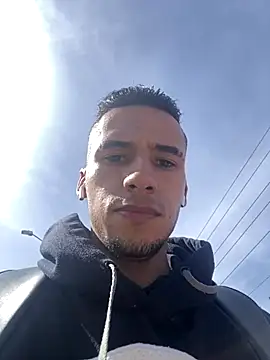 12jun online show from September 11, 2025, 7:47 pm