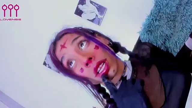 Sammybitchx online show from July 17, 2026, 1:18 pm