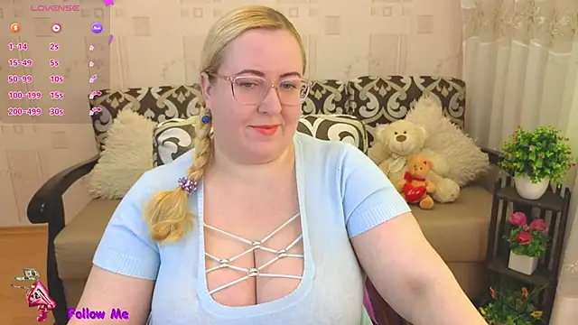 Snapshot of Ginesia chatting on February 13, 2025, 1:37 pm Ginesia online show from February 13, 2025, 1:37 pm