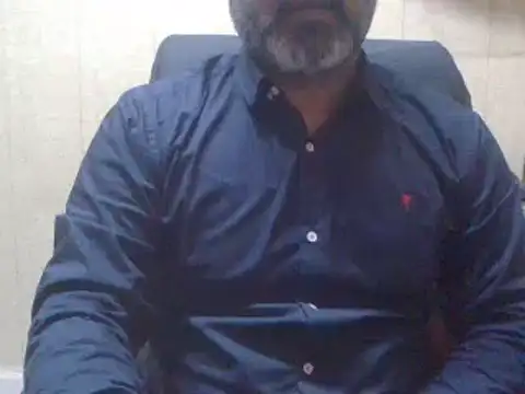 hairymaster95 online show from February 7, 2025, 4:06 am