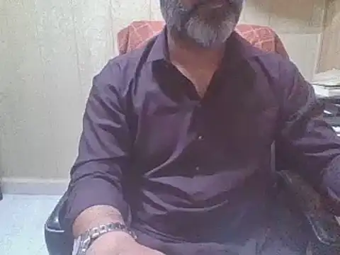 hairymaster95 online show from July 15, 2026, 4:40 am