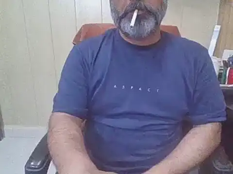 hairymaster95 online show from July 19, 2026, 6:17 am