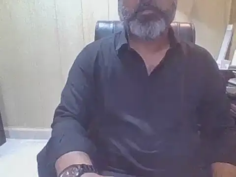 hairymaster95 online show from July 31, 2026, 4:12 am