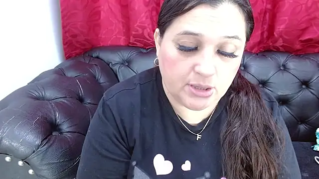 Snapshot of Kerly_Doll chatting on June 20, 2026, 12:52 pm Kerly Doll online show from June 20, 2026, 12:52 pm