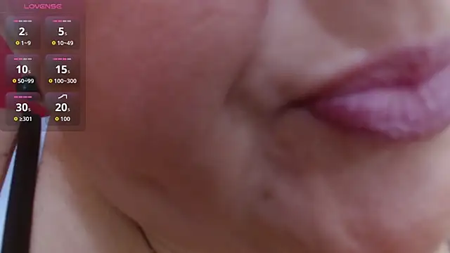 Snapshot of Kerly_Doll chatting on July 20, 2026, 12:29 pm Kerly Doll online show from July 20, 2026, 12:29 pm