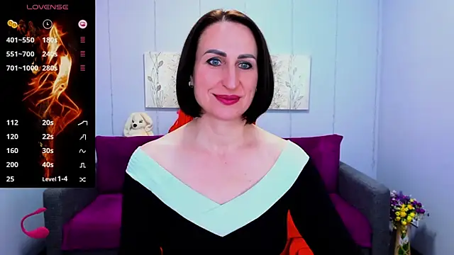 Snapshot of Nia_Smithh chatting on February 19, 2025, 1:50 pm Nia Smithh online show from February 19, 2025, 1:50 pm