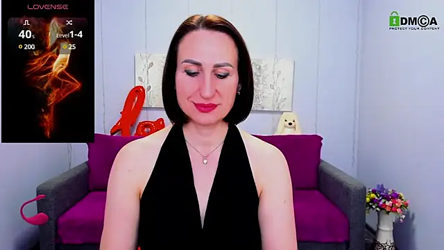 Snapshot of Nia_Smithh chatting on March 12, 2025, 1:08 pm Nia Smithh online show from March 12, 2025, 1:08 pm