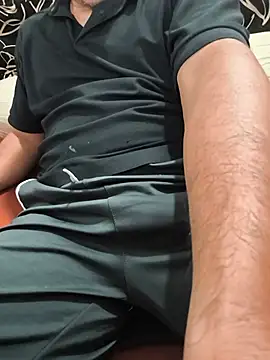bigpennisboys online show from June 25, 2026, 9:19 pm