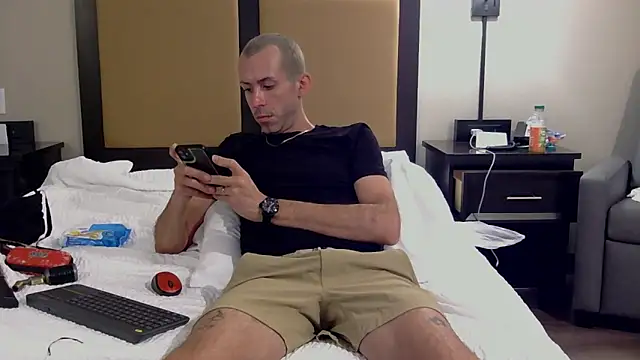 smokenstrokex online show from April 4, 2026, 4:48 pm