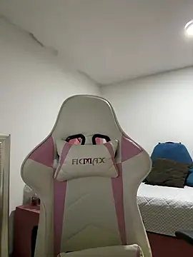 Snapshot of nurse_becky chatting on January 10, 2025, 12:38 am nurse becky online show from January 10, 2025, 12:38 am