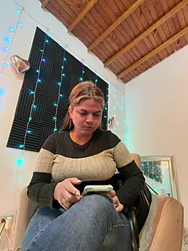 Snapshot of nurse_becky chatting on January 15, 2026, 12:04 am nurse becky online show from January 15, 2026, 12:04 am