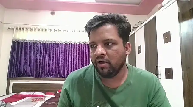 Snapshot of dhruv_love chatting on March 7, 2025, 8:34 am dhruv love online show from March 7, 2025, 8:34 am