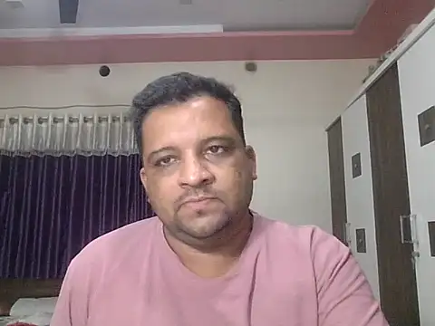 Snapshot of dhruv_love chatting on June 1, 2026, 4:52 pm dhruv love online show from June 1, 2026, 4:52 pm