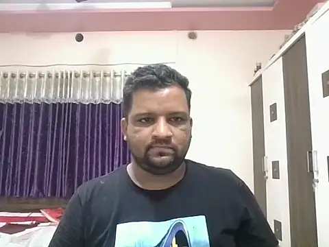 Snapshot of dhruv_love chatting on June 11, 2026, 2:15 pm dhruv love online show from June 11, 2026, 2:15 pm