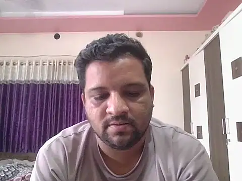Snapshot of dhruv_love chatting on July 8, 2026, 12:31 pm dhruv love online show from July 8, 2026, 12:31 pm