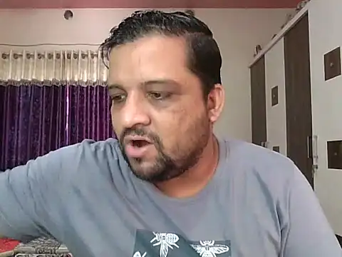 Snapshot of dhruv_love chatting on July 18, 2026, 11:25 am dhruv love online show from July 18, 2026, 11:25 am