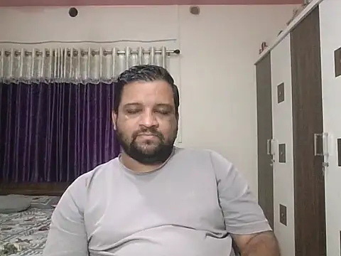 Snapshot of dhruv_love chatting on July 27, 2026, 12:12 pm dhruv love online show from July 27, 2026, 12:12 pm