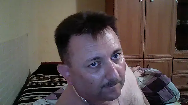 Snapshot of Novy73 chatting on July 3, 2026, 1:34 am Novy73 online show from July 3, 2026, 1:34 am