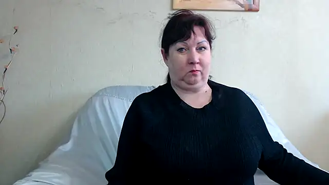 Snapshot of Milf4love50 chatting on January 27, 2025, 10:06 am Milf4love50 online show from January 27, 2025, 10:06 am