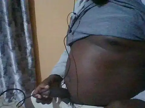 honeyswit online show from October 14, 2025, 10:10 pm