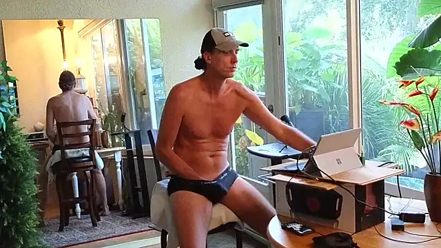 Snapshot of eliberator1777 chatting on October 2, 2025, 9:11 pm eliberator1777 online show from October 2, 2025, 9:11 pm