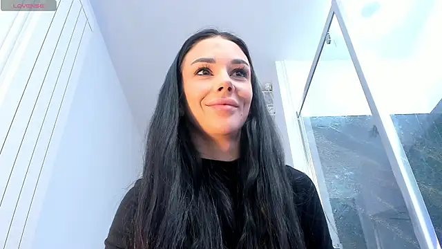 realhotfallingdevil online show from September 26, 2025, 9:02 am