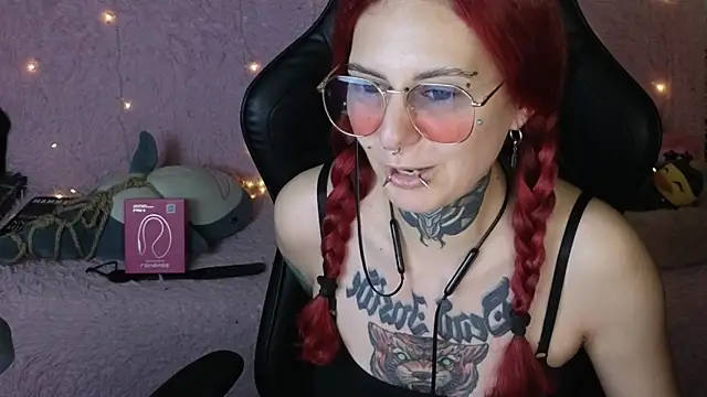 Ginger Stay online show from September 14, 2025, 10:09 pm