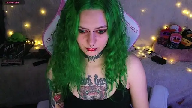 Snapshot of Ginger_Stay chatting on May 10, 2026, 8:52 am Ginger Stay online show from May 10, 2026, 8:52 am