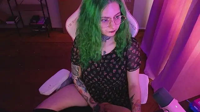 Snapshot of Ginger_Stay chatting on May 27, 2026, 8:22 am Ginger Stay online show from May 27, 2026, 8:22 am