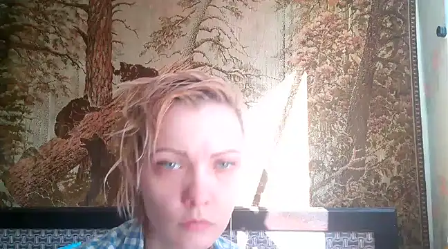 WildMissNiks online show from March 8, 2025, 8:33 am