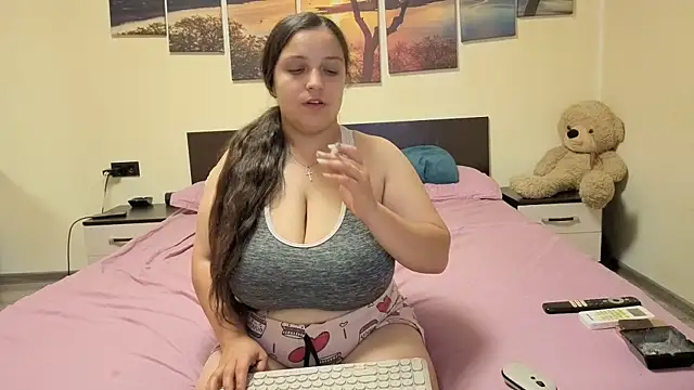 Snapshot of adelline chatting on June 12, 2026, 8:30 pm adelline online show from June 12, 2026, 8:30 pm