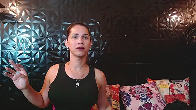 PINK  LOLA1 online show from April 22, 2026, 2:58 am