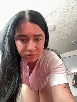 KallyMyller1 online show from November 4, 2025, 7:24 pm