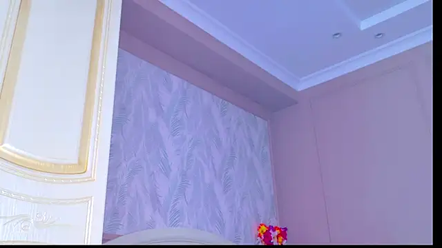 Snapshot of Evelyn_rabbit chatting on June 8, 2026, 11:54 am Evelyn rabbit online show from June 8, 2026, 11:54 am