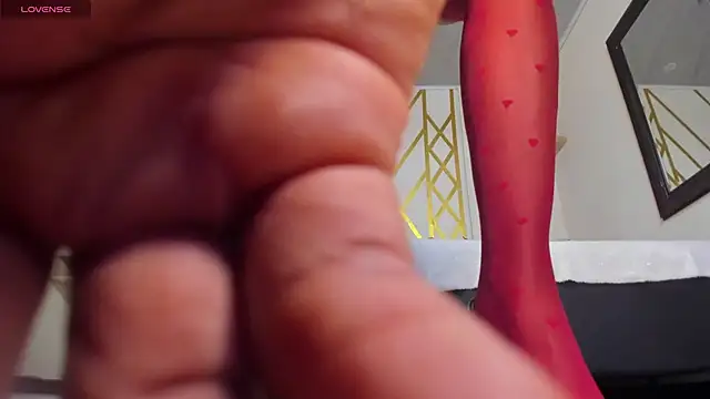 maryevans  online show from March 7, 2026, 12:35 pm