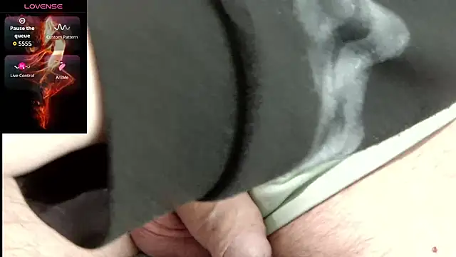 Snapshot of steffencamboy chatting on January 7, 2026, 10:29 am steffencamboy online show from January 7, 2026, 10:29 am