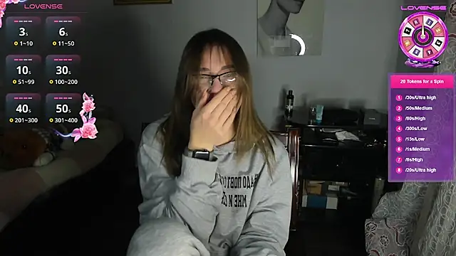 Snapshot of KindKristy chatting on January 22, 2025, 5:16 am KindKristy online show from January 22, 2025, 5:16 am