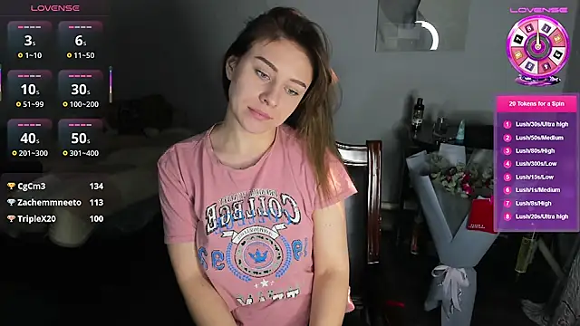 Snapshot of KindKristy chatting on February 3, 2025, 8:13 am KindKristy online show from February 3, 2025, 8:13 am