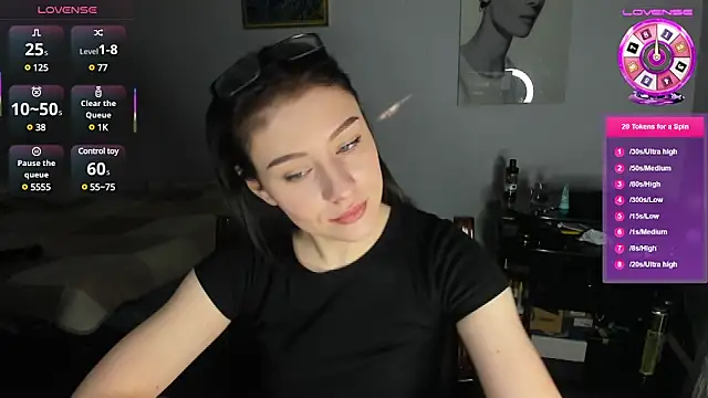 Snapshot of KindKristy chatting on February 6, 2025, 5:25 am KindKristy online show from February 6, 2025, 5:25 am